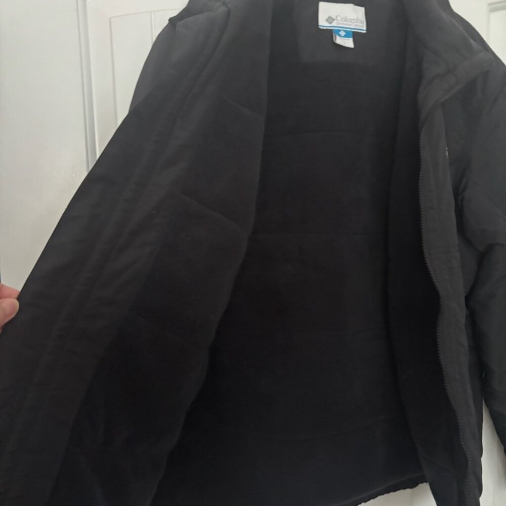 Columbia Softshell Jacket - EUC - Picture 2 of 8